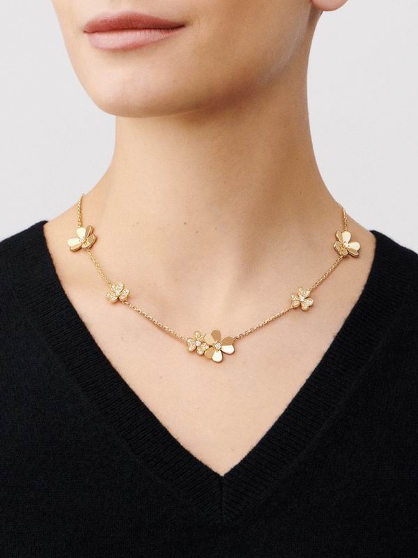 Van Cleef & Arpels necklace 12yxq08
